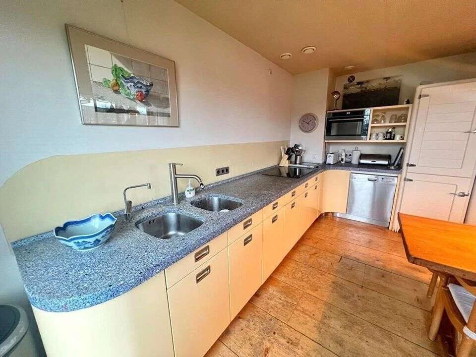 Foto van de Appartement gelegen aan de Omval in Amsterdam