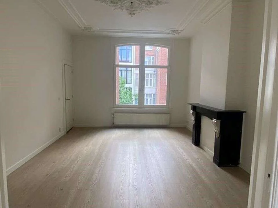 Foto van de Appartement gelegen aan de Pieter Cornelisz. Hooftstraat in Amsterdam
