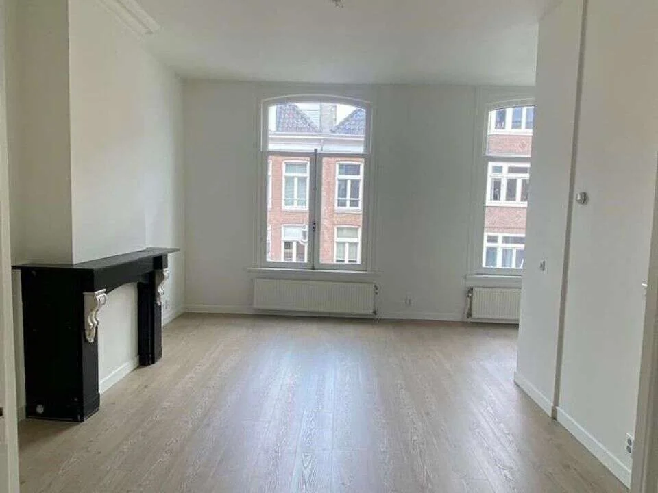 Foto van de Appartement gelegen aan de Pieter Cornelisz. Hooftstraat in Amsterdam