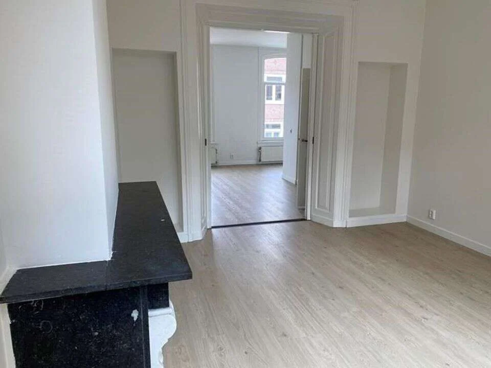 Foto van de Appartement gelegen aan de Pieter Cornelisz. Hooftstraat in Amsterdam