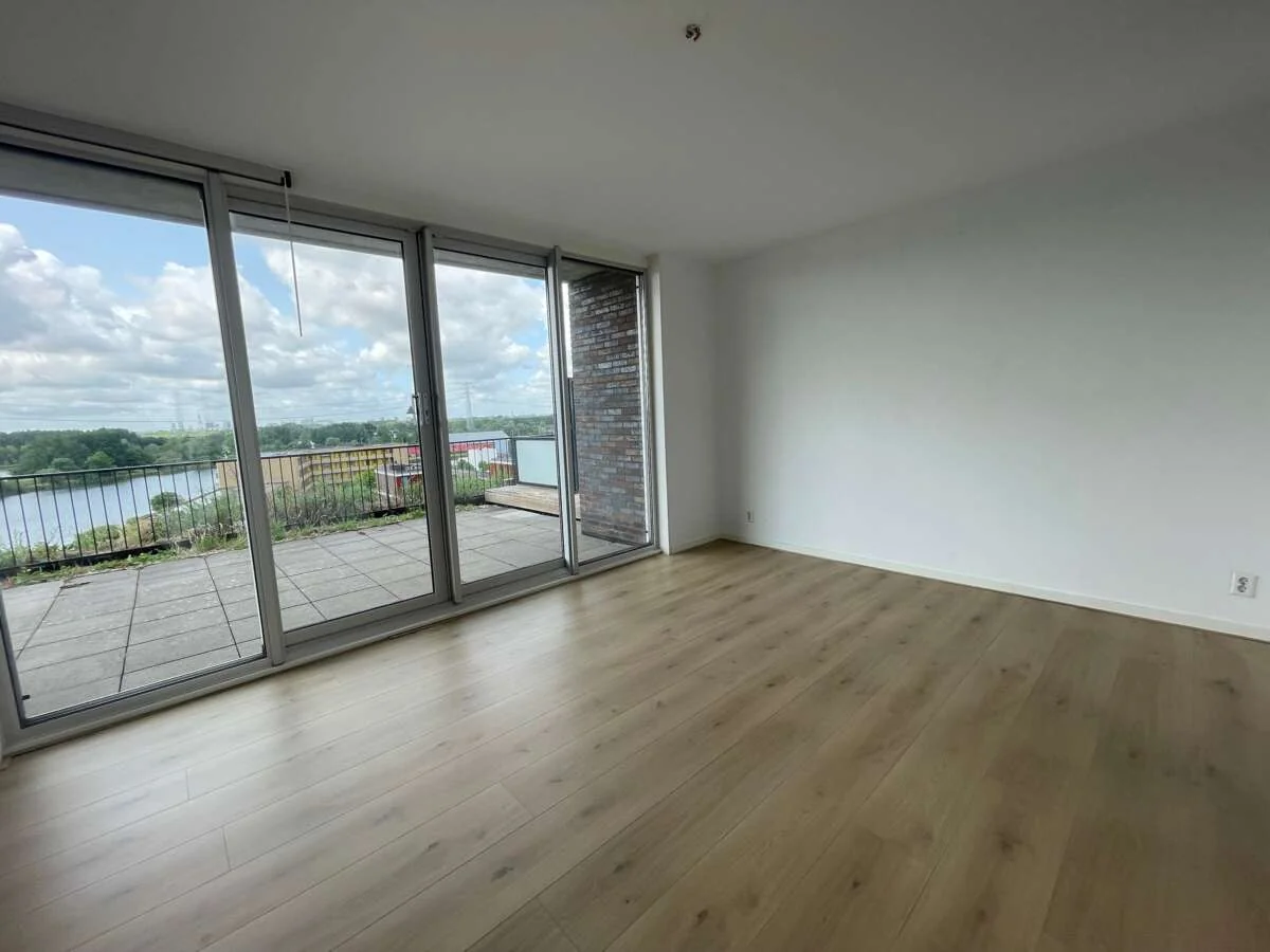 Foto van de Appartement gelegen aan de Emmy Andriessestraat in Amsterdam