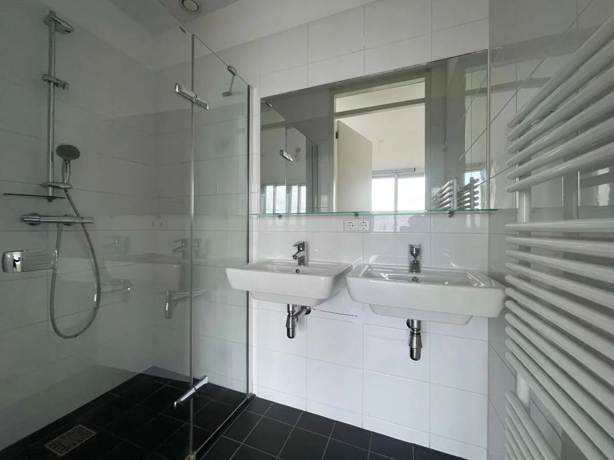 Foto van de Appartement gelegen aan de Emmy Andriessestraat in Amsterdam