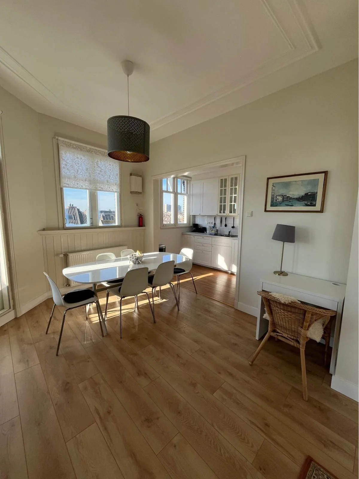 geblurde versie van de foto als achtergrond