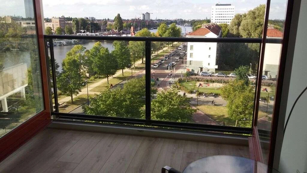 Foto van de Appartement gelegen aan de Omval in Amsterdam