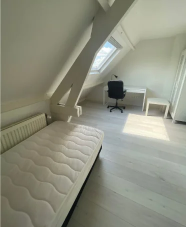 Foto van de Kamer gelegen aan de Heezerweg in Eindhoven