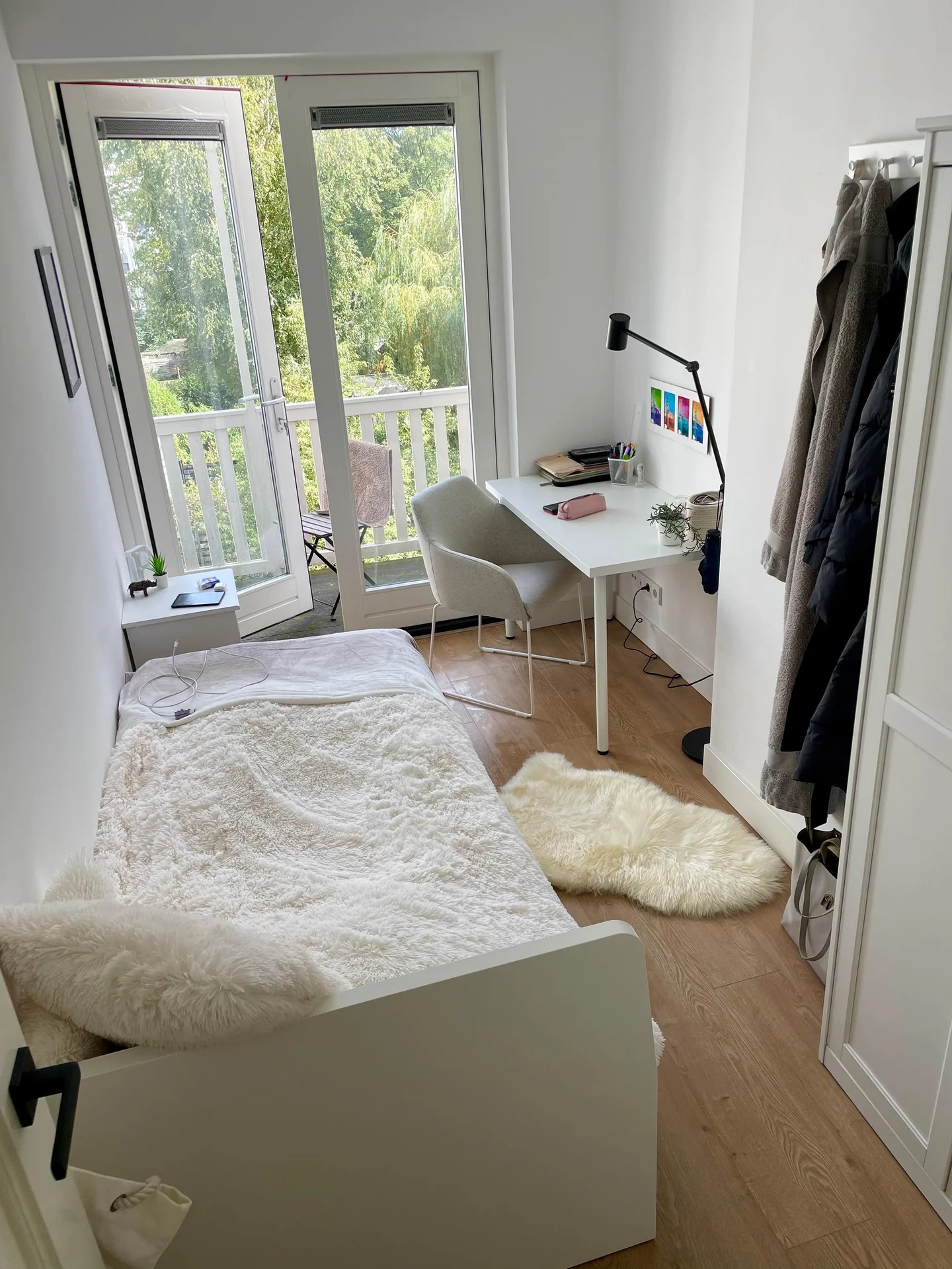 geblurde versie van de foto als achtergrond