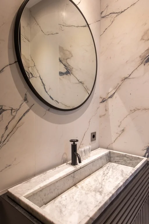 Foto van de Appartement gelegen aan de N. Voorburgwal in Amsterdam