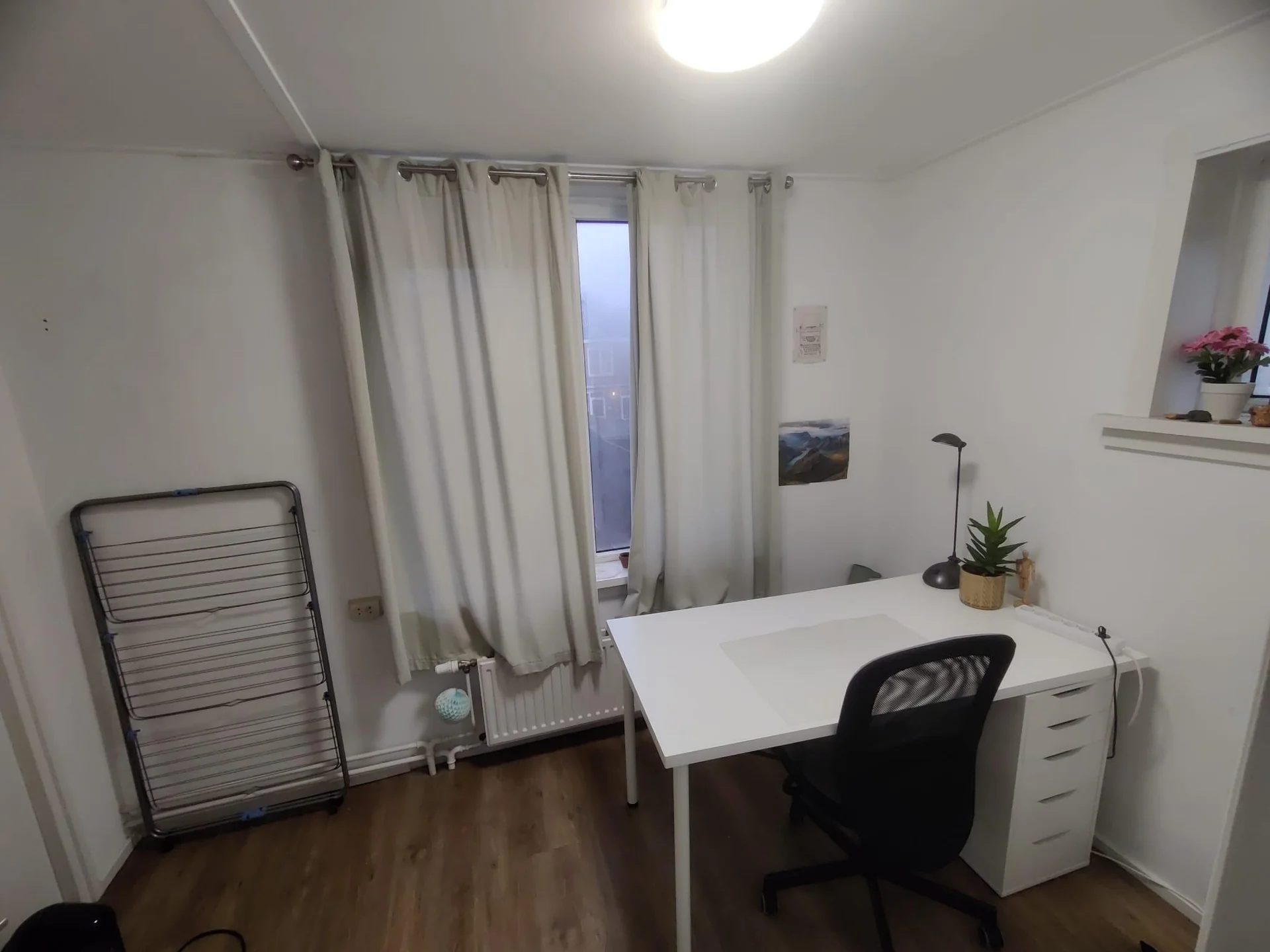 Foto van de Kamer gelegen aan de Multatuliweg in Delft
