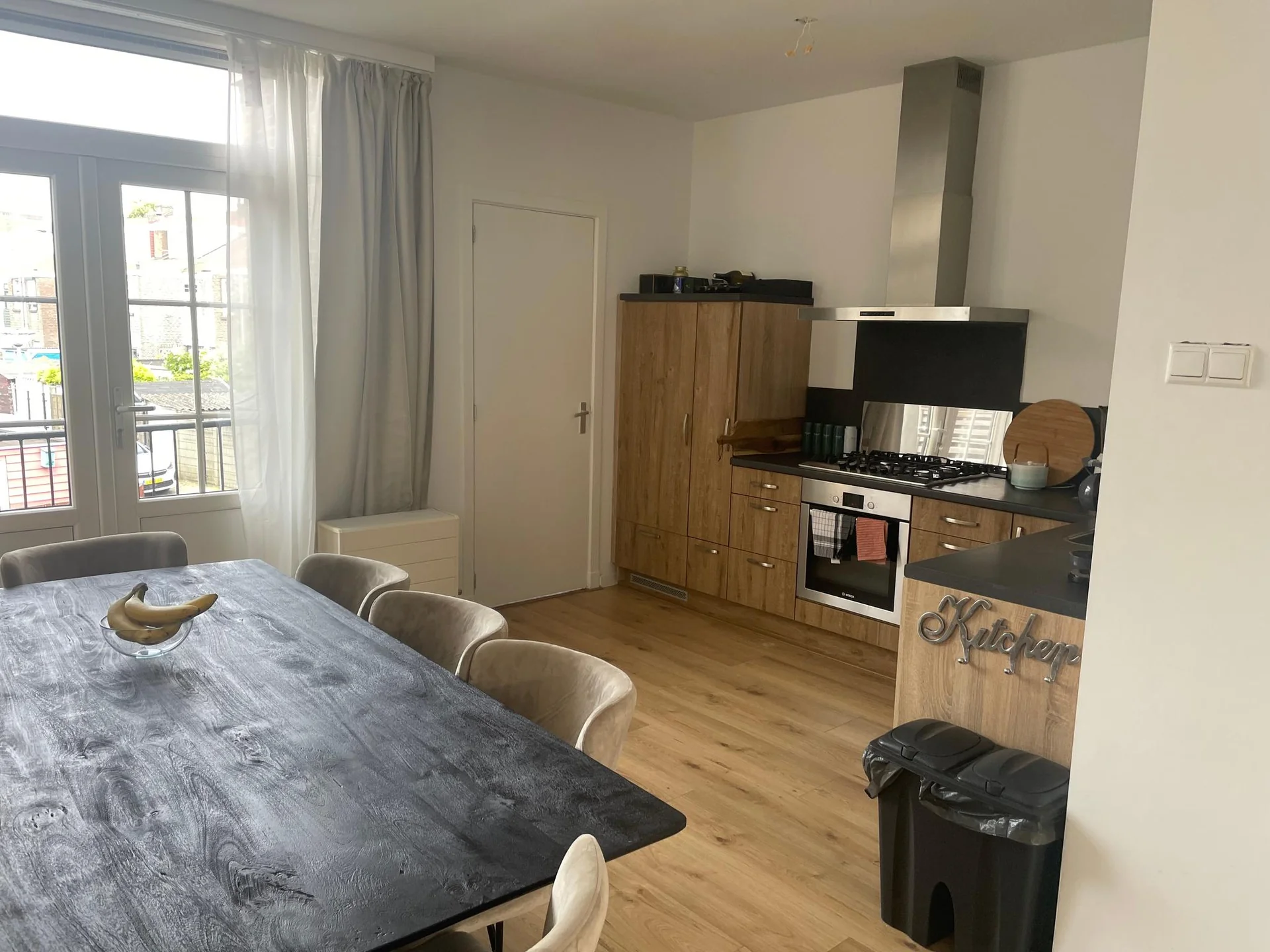 Foto van de Kamer gelegen aan de Henriette Roland Holststraat in Vlaardingen