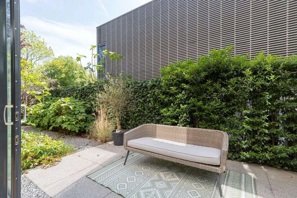 geblurde versie van de foto als achtergrond