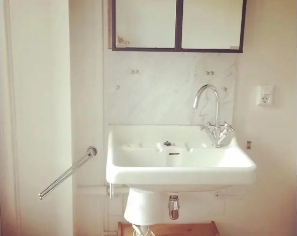 Foto van de Kamer gelegen aan de Van Hallstraat in Amsterdam