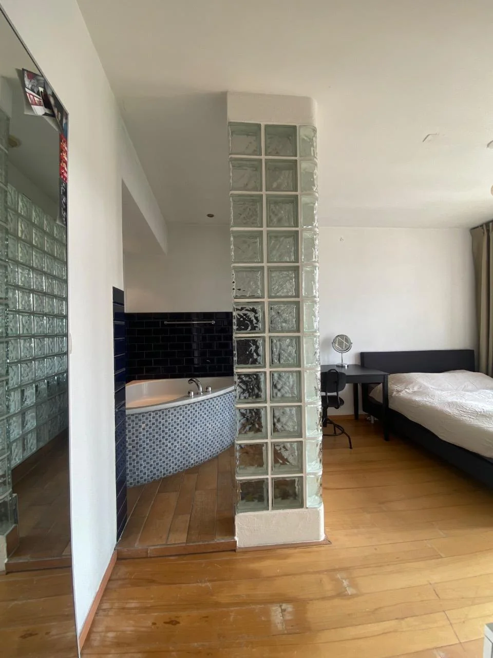 Foto van de Kamer gelegen aan de Baarsjesweg in Amsterdam