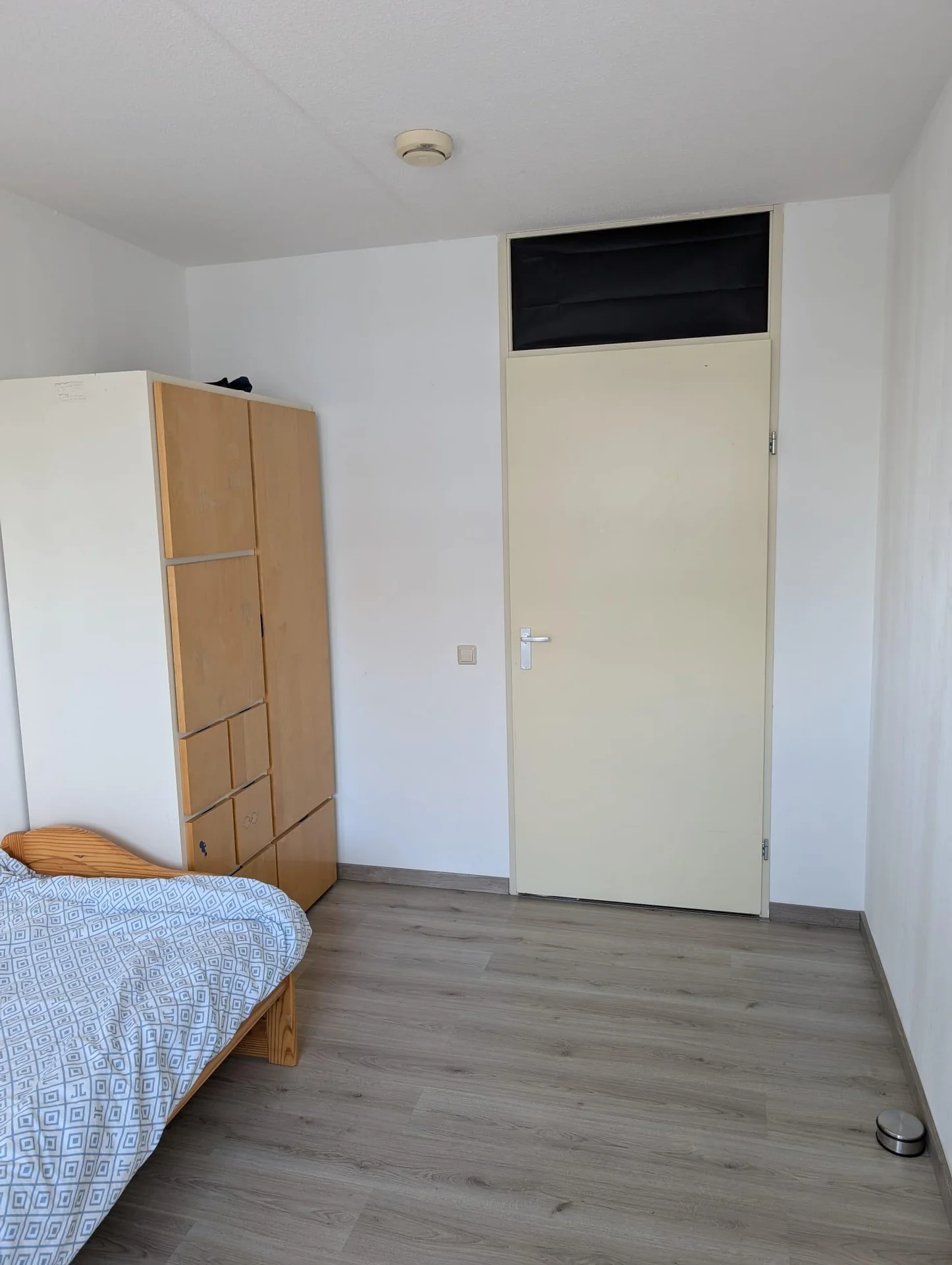 Foto van de Kamer gelegen aan de Wolbrantskerkweg in Amsterdam