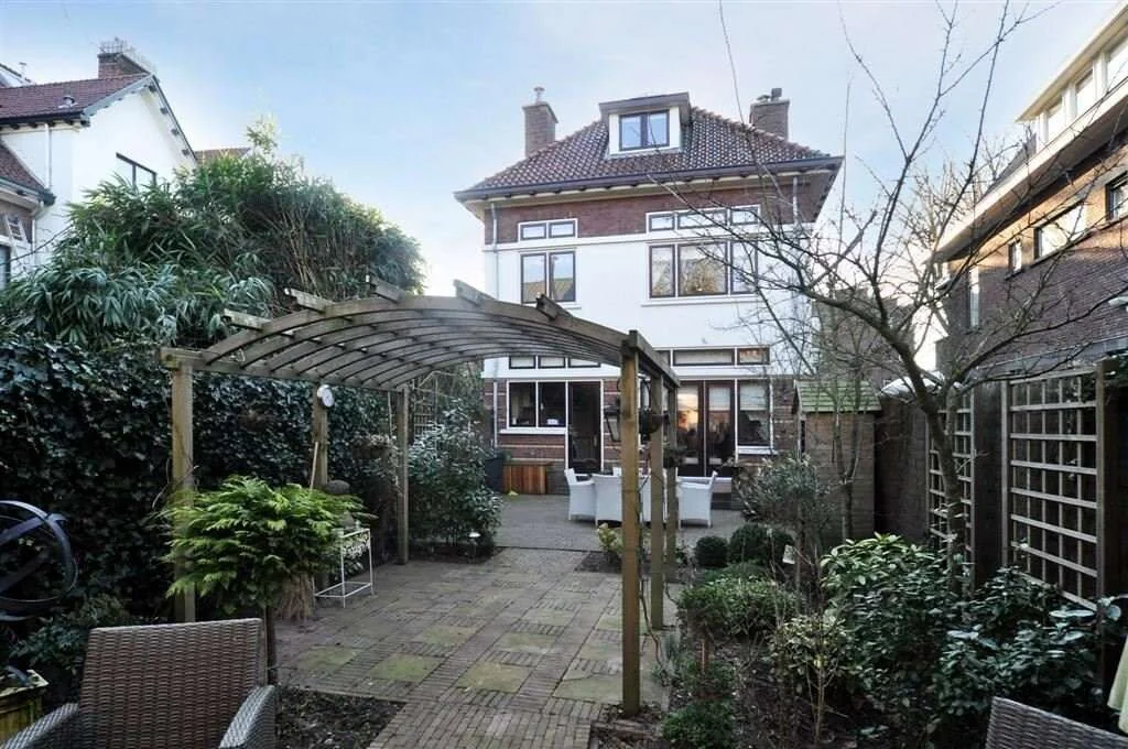 Foto van de Appartement gelegen aan de Neuhuyskade in Den Haag