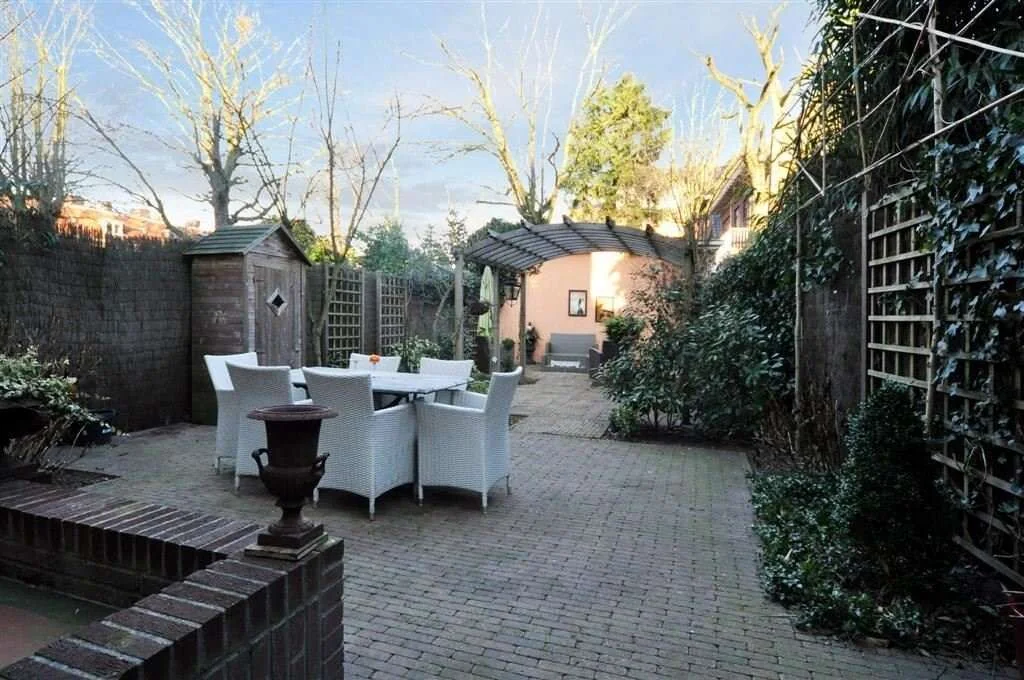 Foto van de Appartement gelegen aan de Neuhuyskade in Den Haag