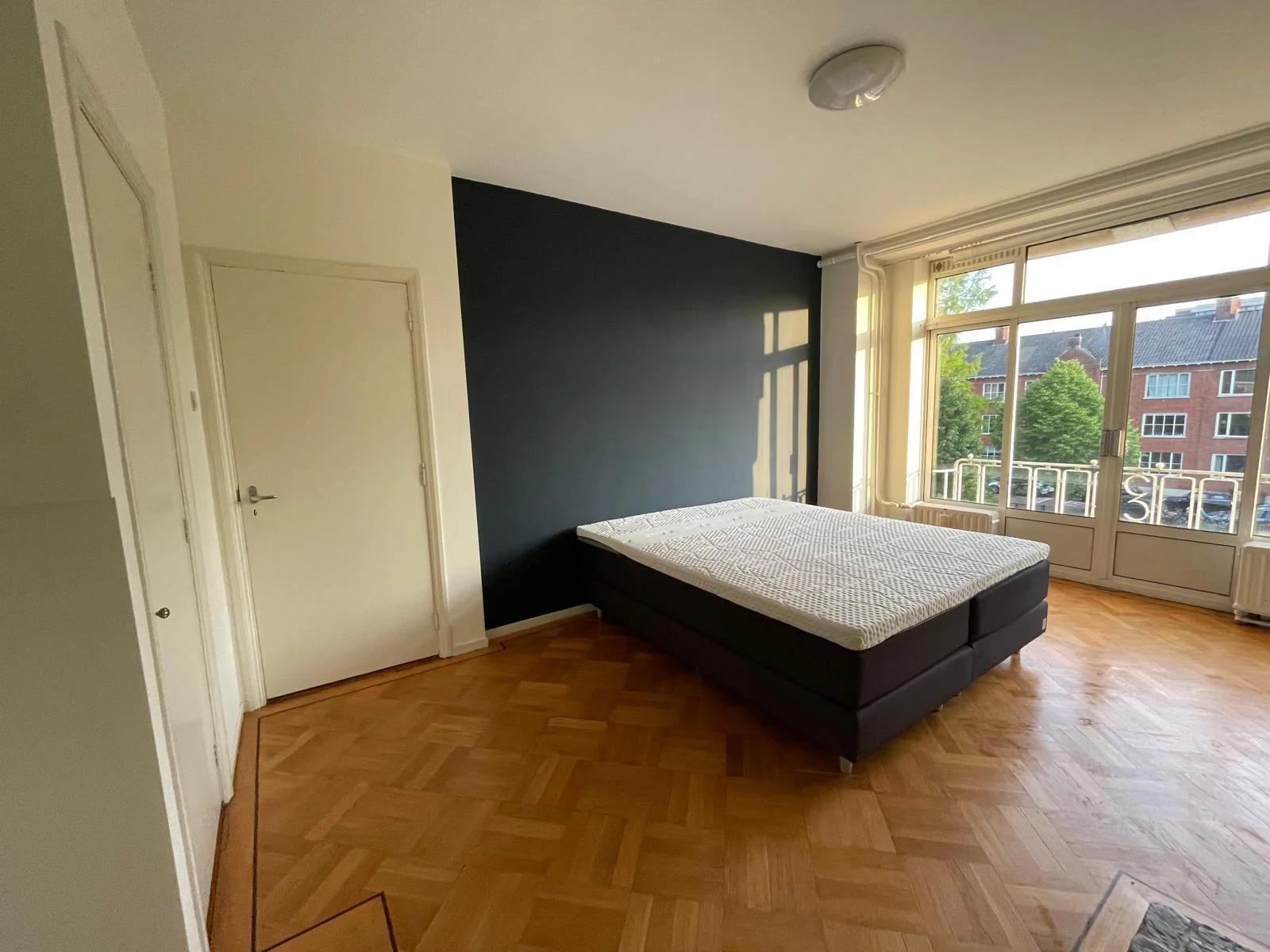 Foto van de Kamer gelegen aan de Hart Nibbrigkade in Den Haag
