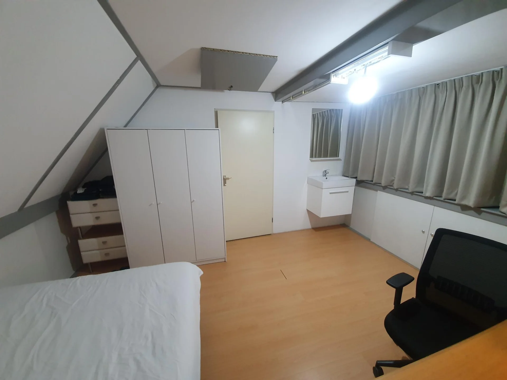 Foto van de Kamer gelegen aan de Olmendaal in Rotterdam