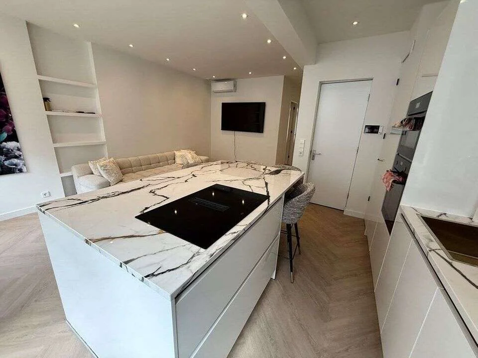 Foto van de Appartement gelegen aan de Van Woustraat in Amsterdam