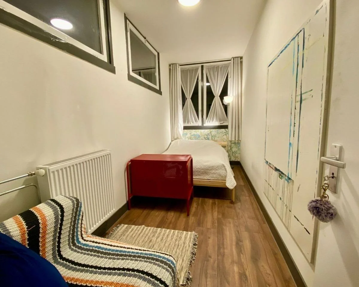 Foto van de Kamer gelegen aan de Handboogstraat in Amsterdam
