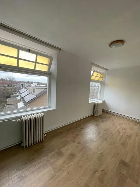Foto van de Kamer gelegen aan de Dr. Nolensstraat in Tilburg
