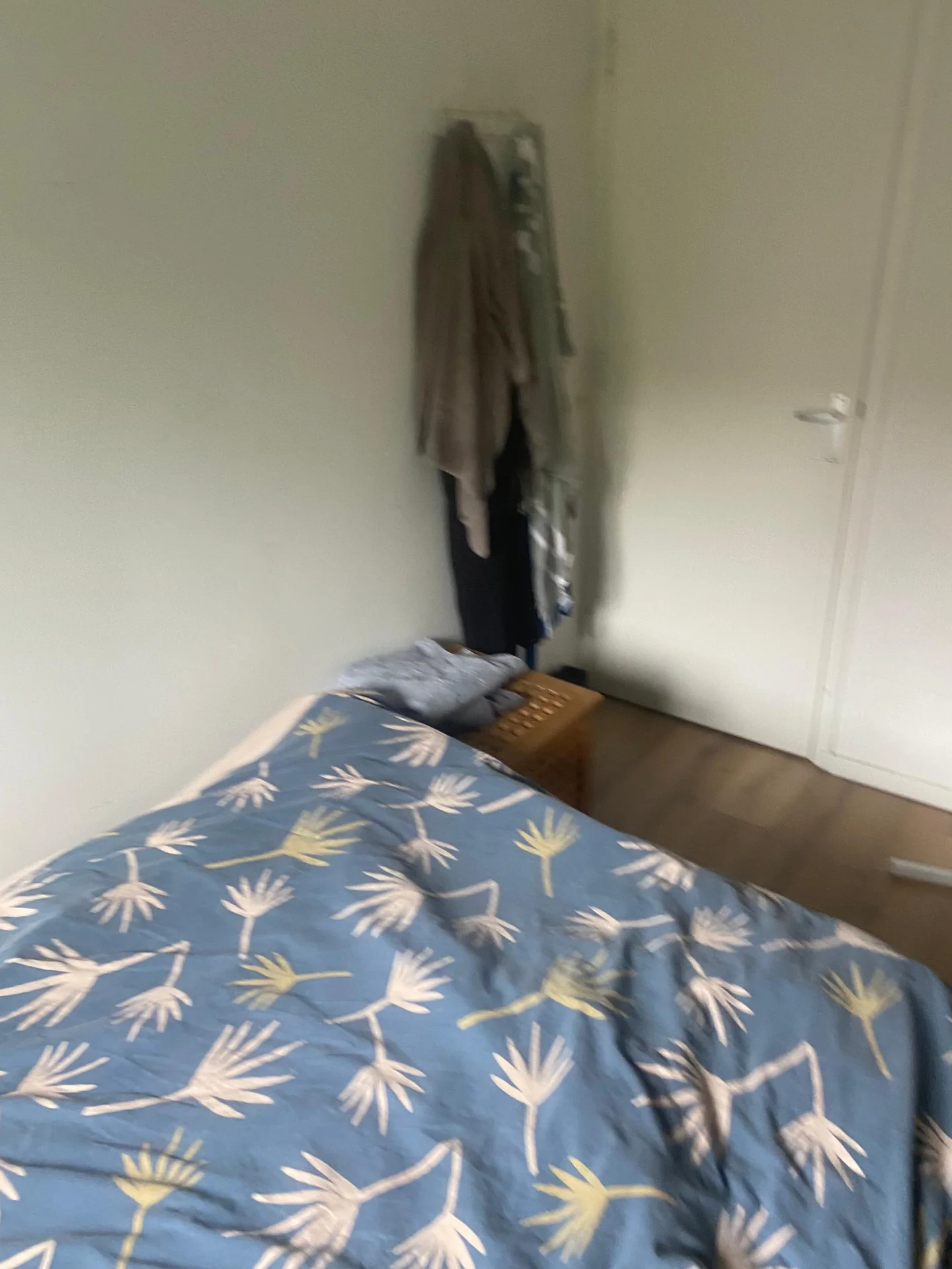 Foto van de Kamer gelegen aan de Mathenesserdijk in Rotterdam