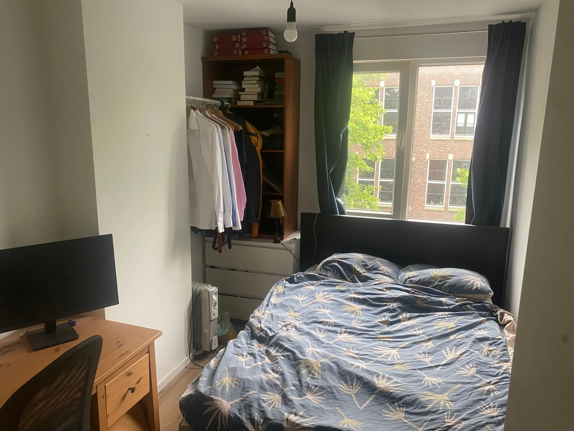 Foto van de Kamer gelegen aan de Mathenesserdijk in Rotterdam