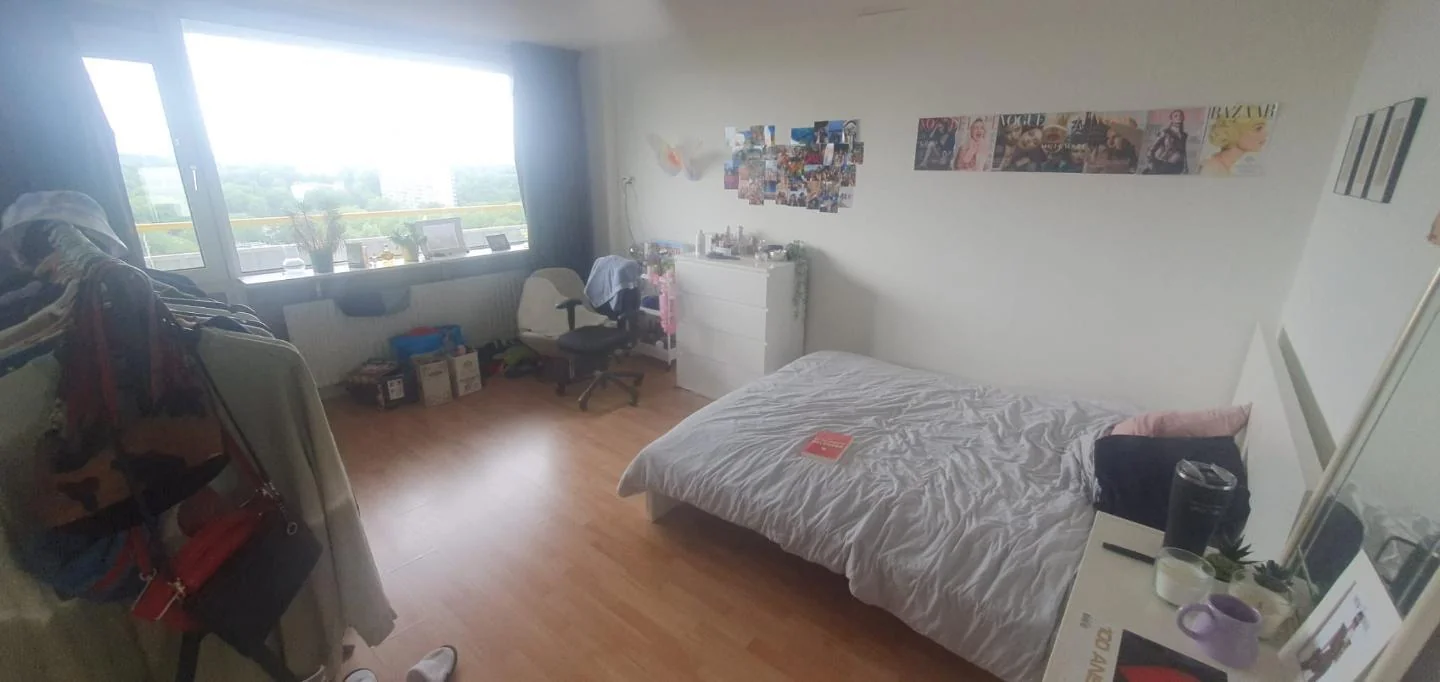 Foto van de Kamer gelegen aan de E. du Perronlaan in Delft