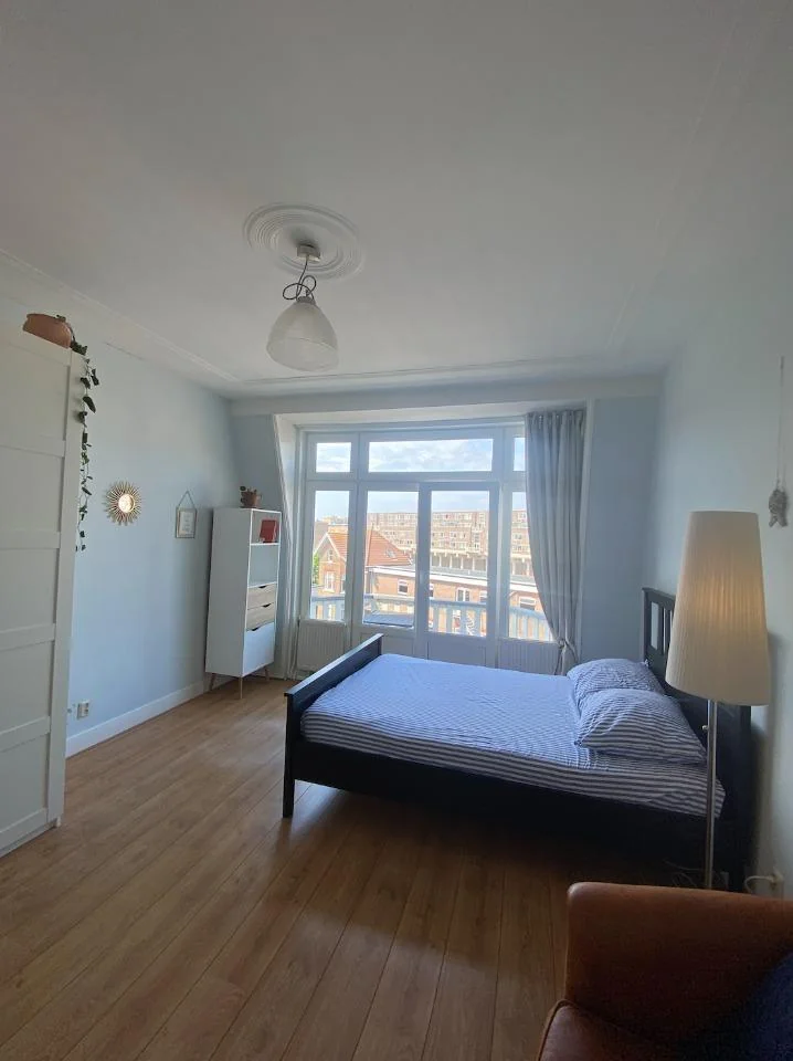 Foto van de Kamer gelegen aan de Harstenhoekweg in Den Haag