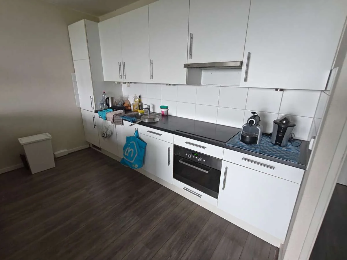 geblurde versie van de foto als achtergrond