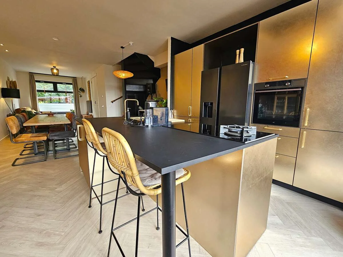 Foto van de Appartement gelegen aan de Bovendijk in Rotterdam