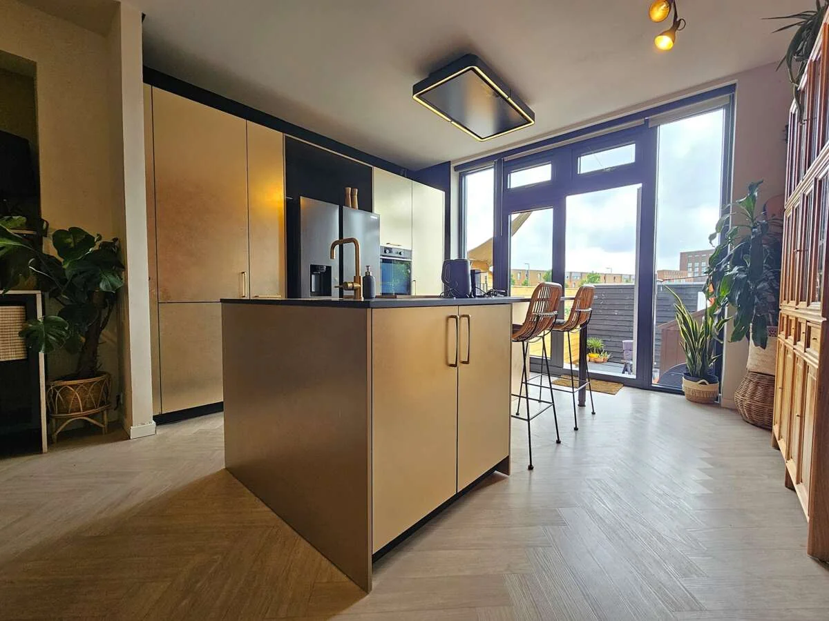 Foto van de Appartement gelegen aan de Bovendijk in Rotterdam