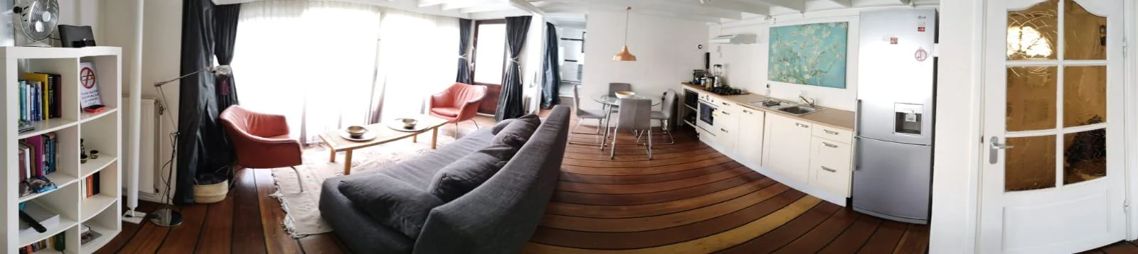 Foto van de Studio gelegen aan de Amstel in Amsterdam