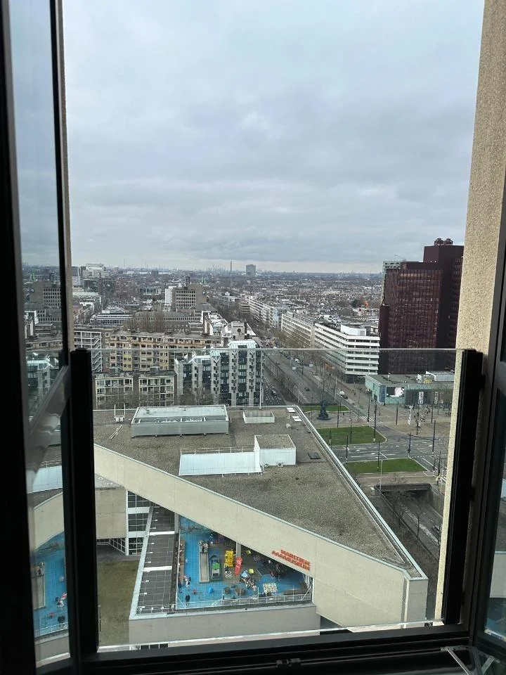 Foto van de Appartement gelegen aan de Blaak in Rotterdam