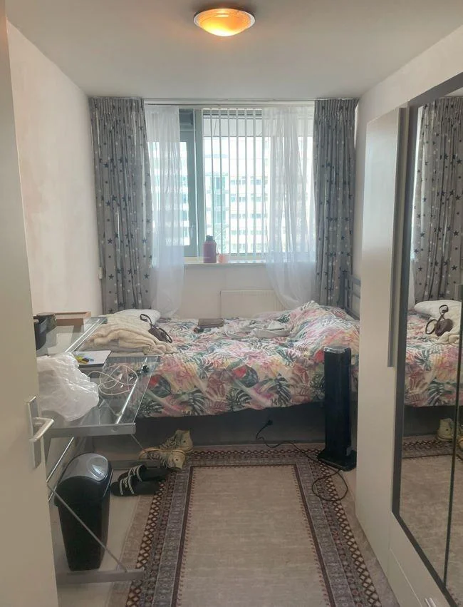 Foto van de Kamer gelegen aan de De Leeuw van Vlaanderenstraat in Amsterdam