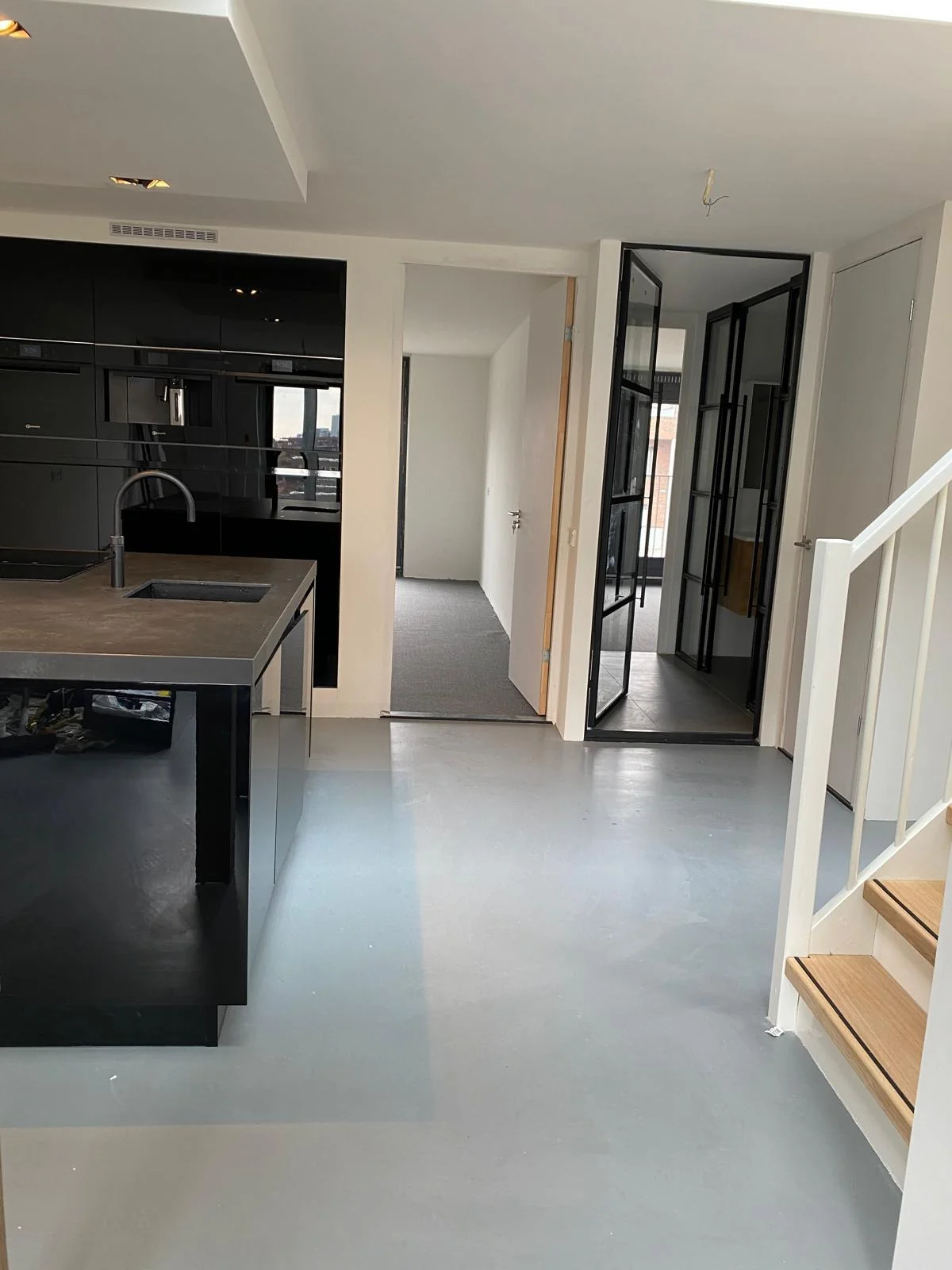 Foto van de Kamer gelegen aan de W.G. Witteveenplein in Rotterdam