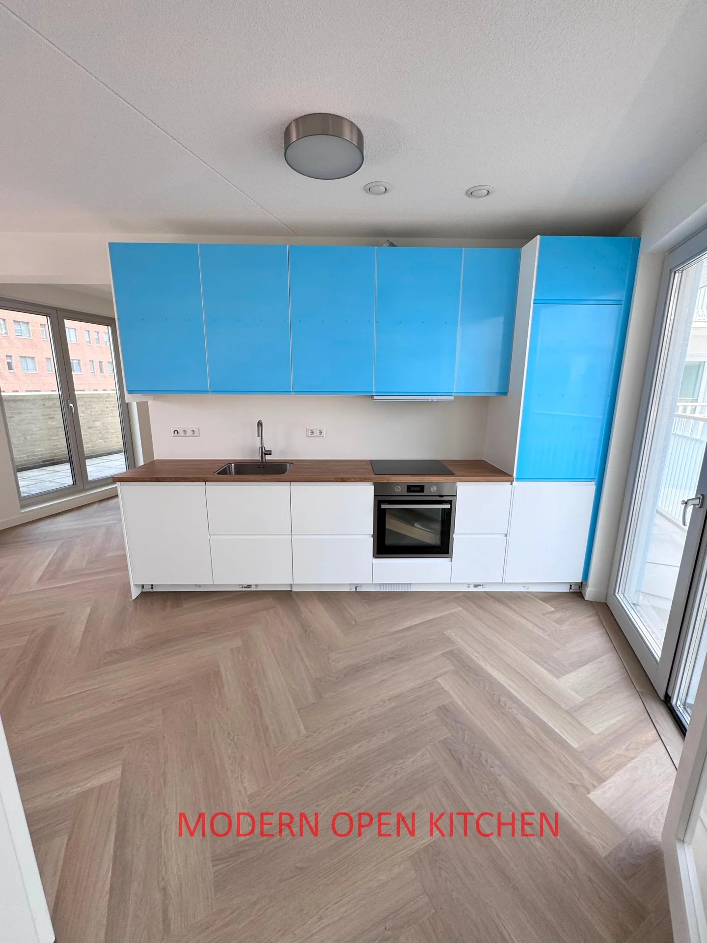 Foto van de Appartement gelegen aan de Lutonhof in Amsterdam
