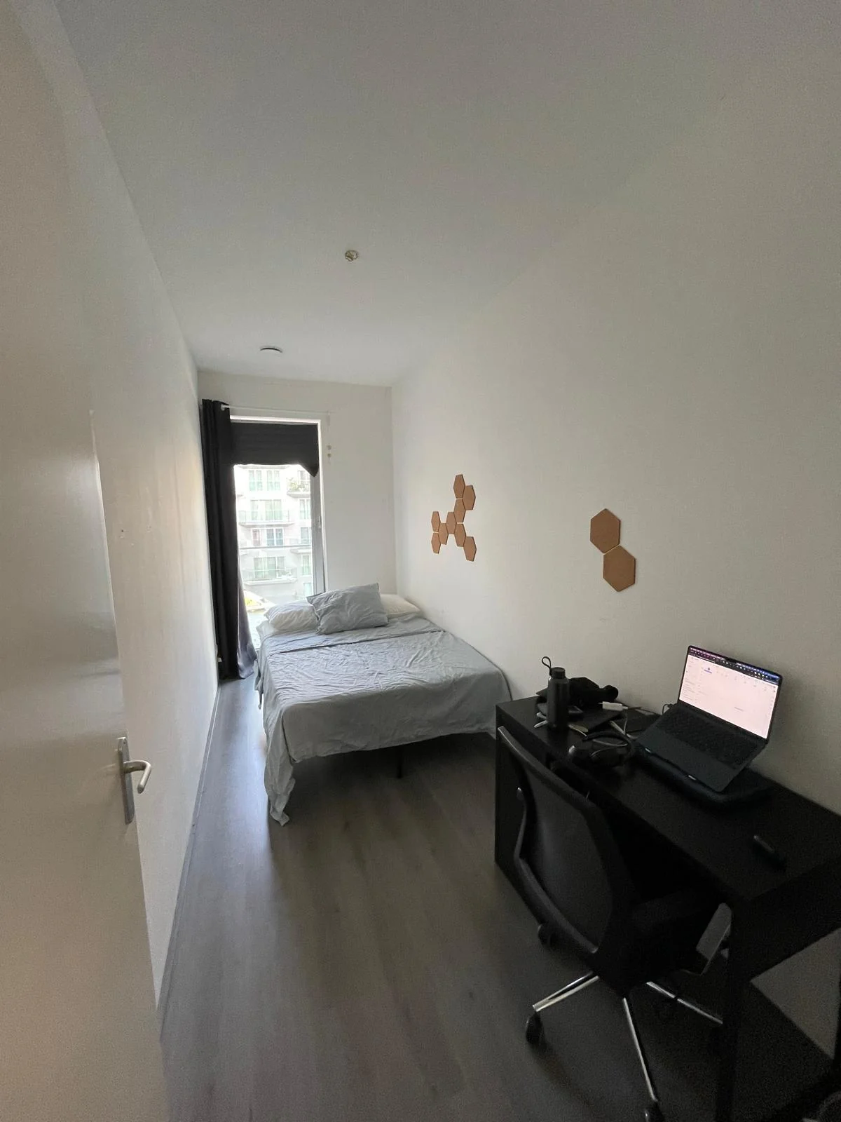 Foto van de Kamer gelegen aan de Haringbuisdijk in Amsterdam