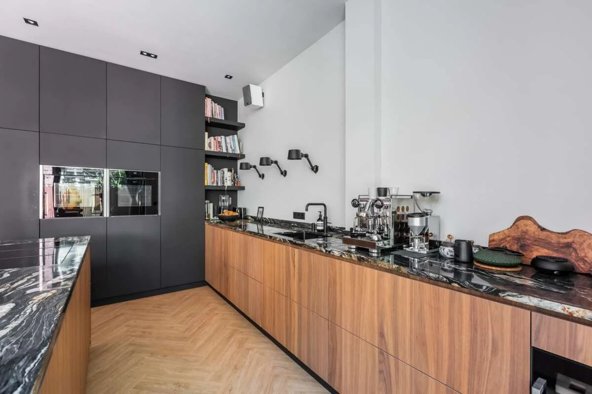 Foto van de Appartement gelegen aan de Lomanstraat in Amsterdam