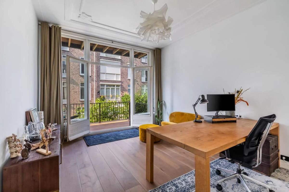Foto van de Appartement gelegen aan de Lomanstraat in Amsterdam
