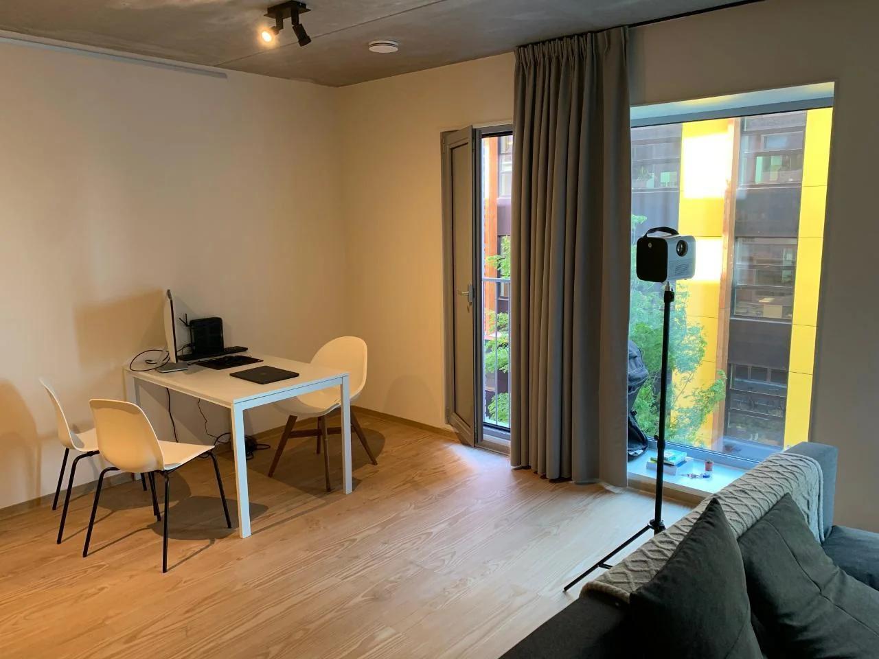 Foto van de Studio gelegen aan de Haparandaweg in Amsterdam