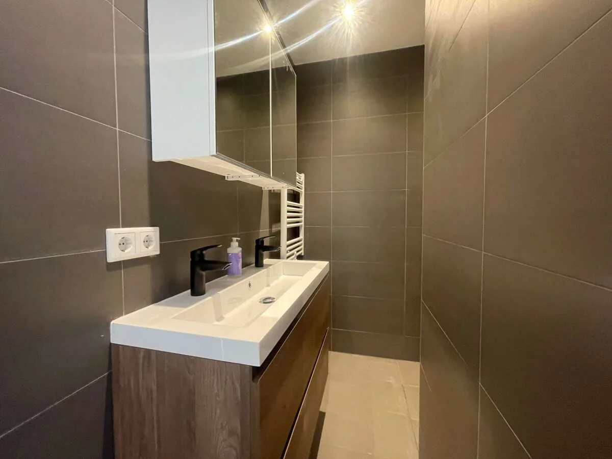Foto van de Appartement gelegen aan de Haarlemmermeerstraat in Amsterdam