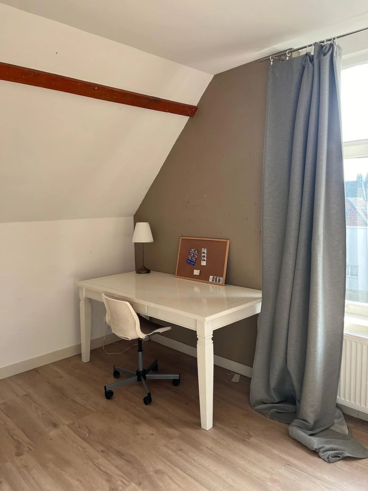 Foto van de Kamer gelegen aan de Admiraliteitsstraat in Rotterdam
