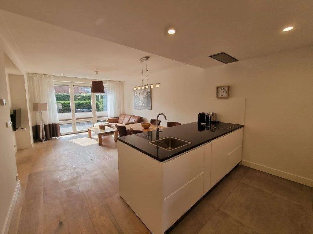 Foto van de Appartement gelegen aan de Mr. Troelstralaan in Amstelveen