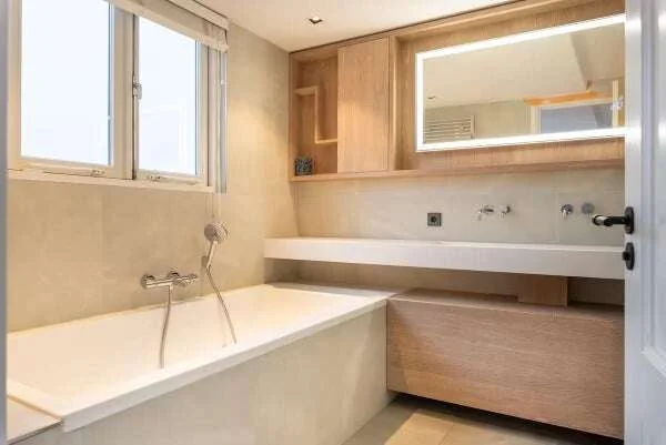 Foto van de Appartement gelegen aan de Eerste Helmersstraat in Amsterdam
