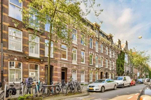 Foto van de Appartement gelegen aan de Eerste Helmersstraat in Amsterdam