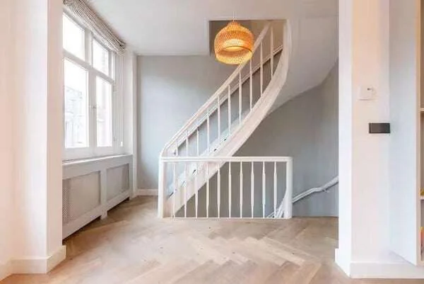 Foto van de Appartement gelegen aan de Eerste Helmersstraat in Amsterdam