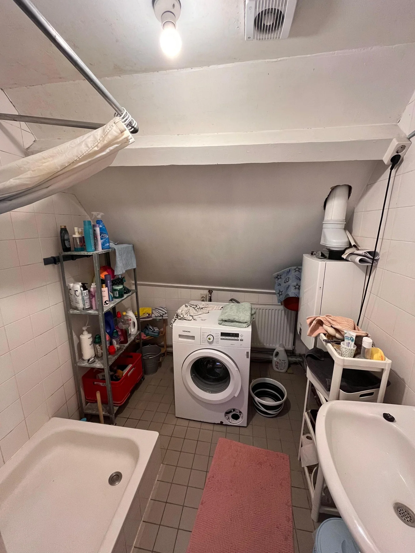 Foto van de Kamer gelegen aan de Willebrordusplein in Rotterdam