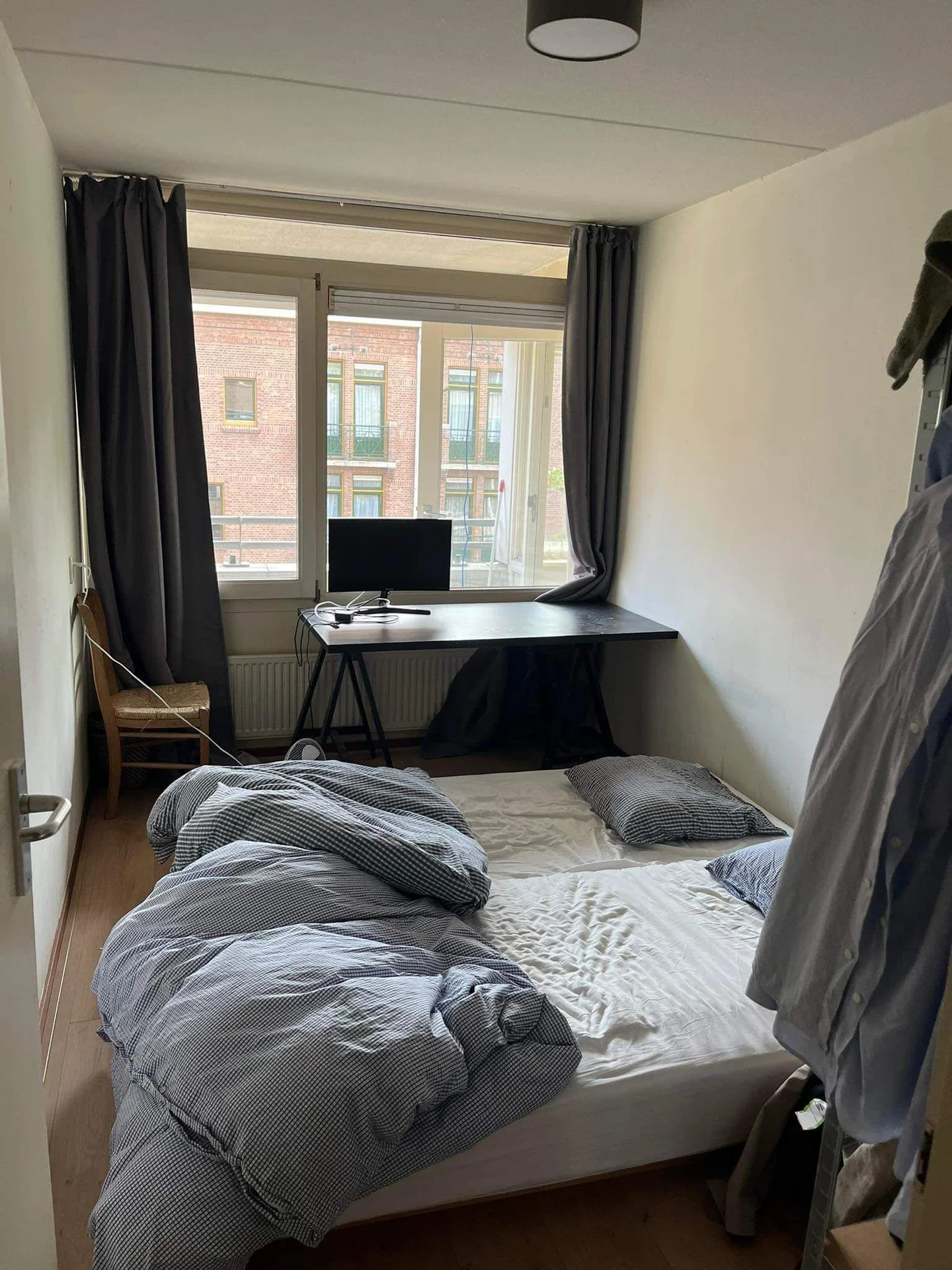 Foto van de Kamer gelegen aan de Trompenburgstraat in Amsterdam