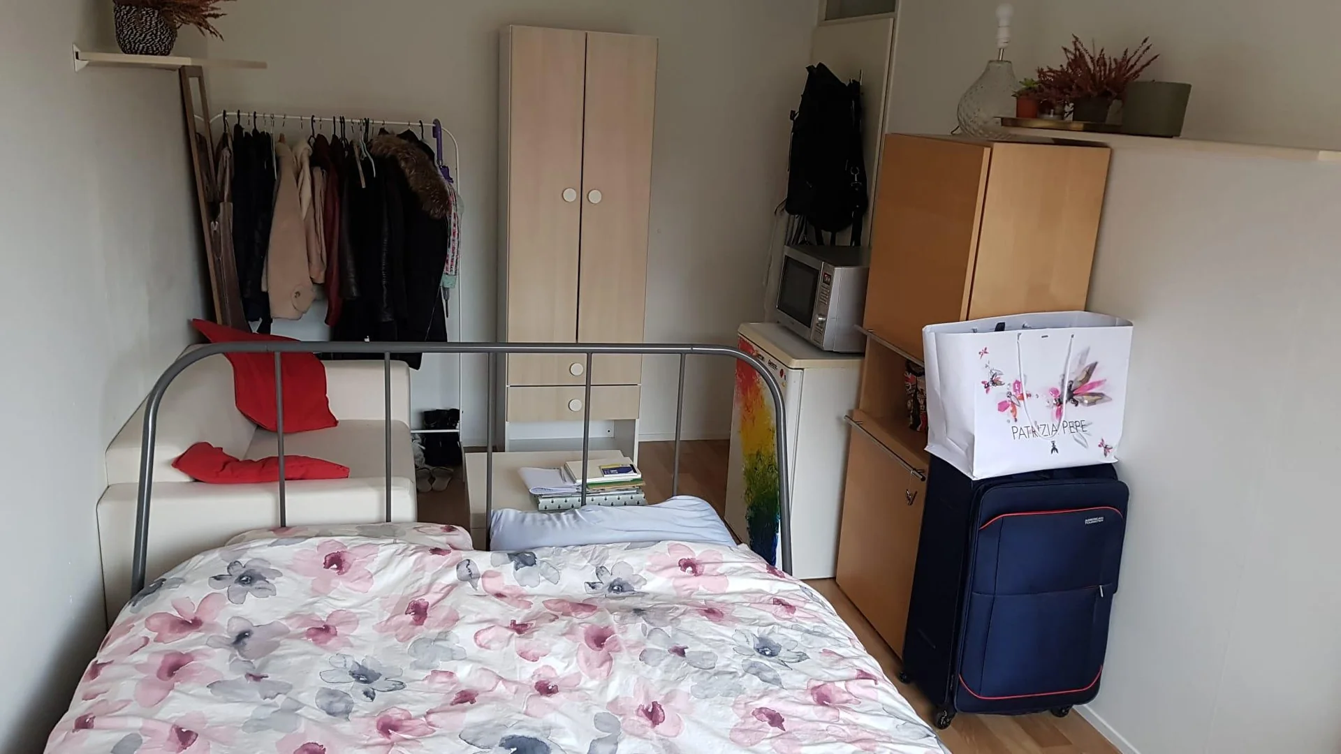 Foto van de Kamer gelegen aan de Derde Looiersdwarsstraat in Amsterdam