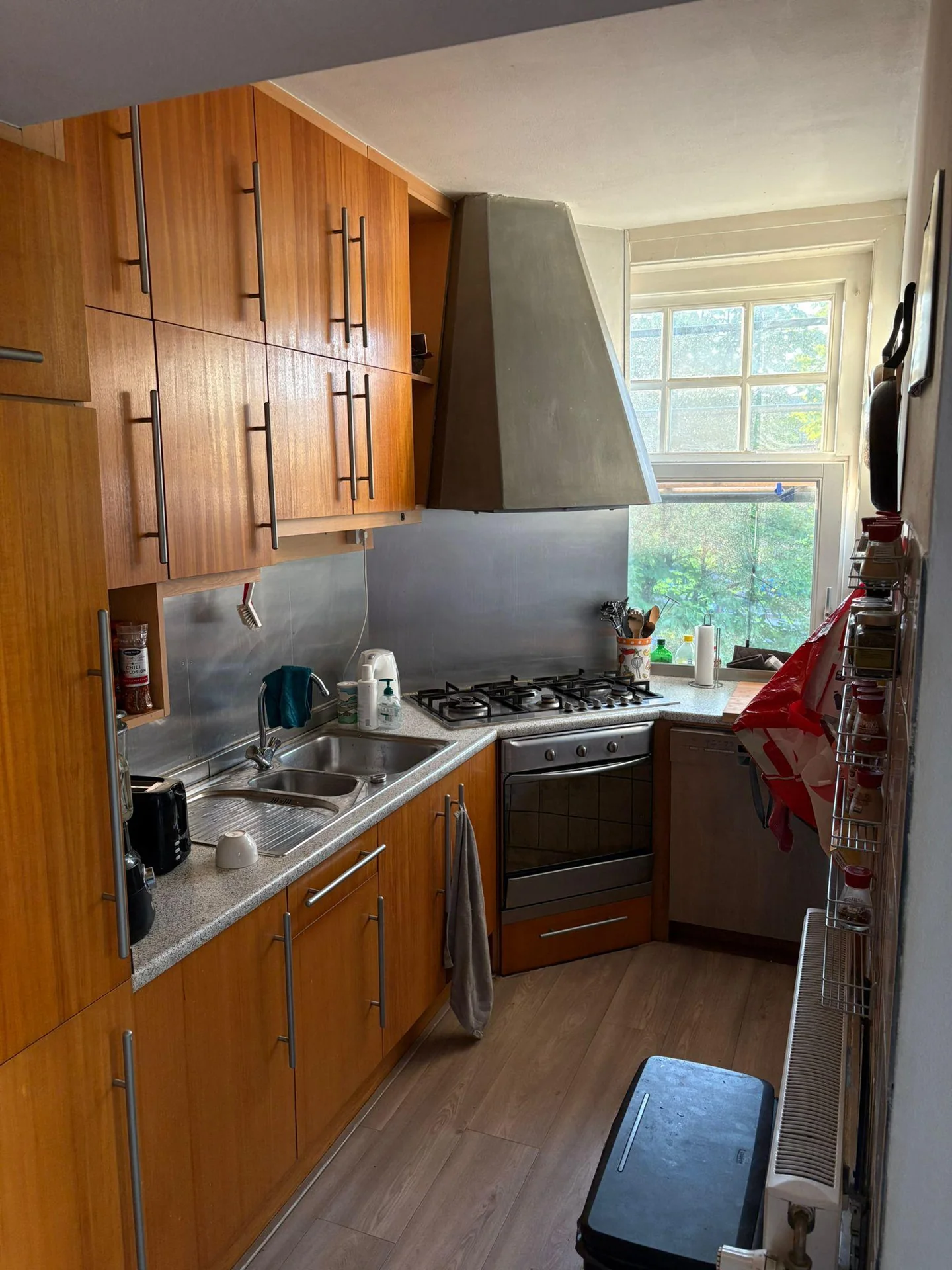 Foto van de Kamer gelegen aan de Jan Haringstraat in Amsterdam